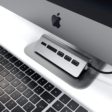 Load image into Gallery viewer, Type-C Aluminum USB Hub &amp; Card Reader
